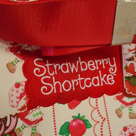 Strawberry Shortcake Bag 🍓 - Picture 4 of 8